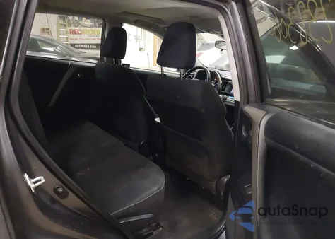 2018 Toyota Rav4 Xle из США, поврежденный, VIN 2T3RFREV8JW701686